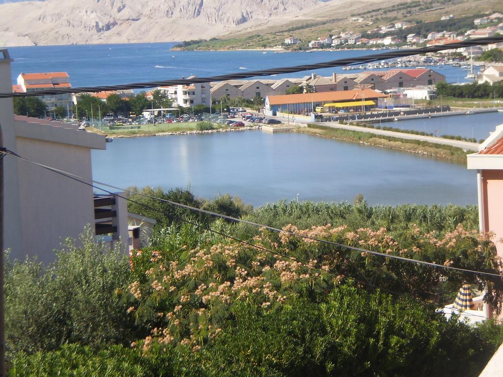 Apartments Pag Holiday Pag Town Pokoj fotografie